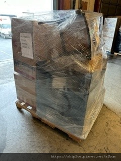 想從溫哥華海運回台灣嗎？想知道加拿大海運到台灣費用如何計算嗎？圖片中這位李小姐住在加拿大溫哥華列治文區(Richmond/Canada)，李小姐是國際留學生畢業將私人行李運送到台灣，符合留學生後送行李免稅額規定可以不用繳交台灣關稅，海運費用總共才美金650元，比起空運價格便宜80%，感謝李小姐信任Ship2TW，有任何關於國際搬家從美國或加拿大貨運海運回台灣費用及流程都推薦諮詢Ship2TW海運公司。