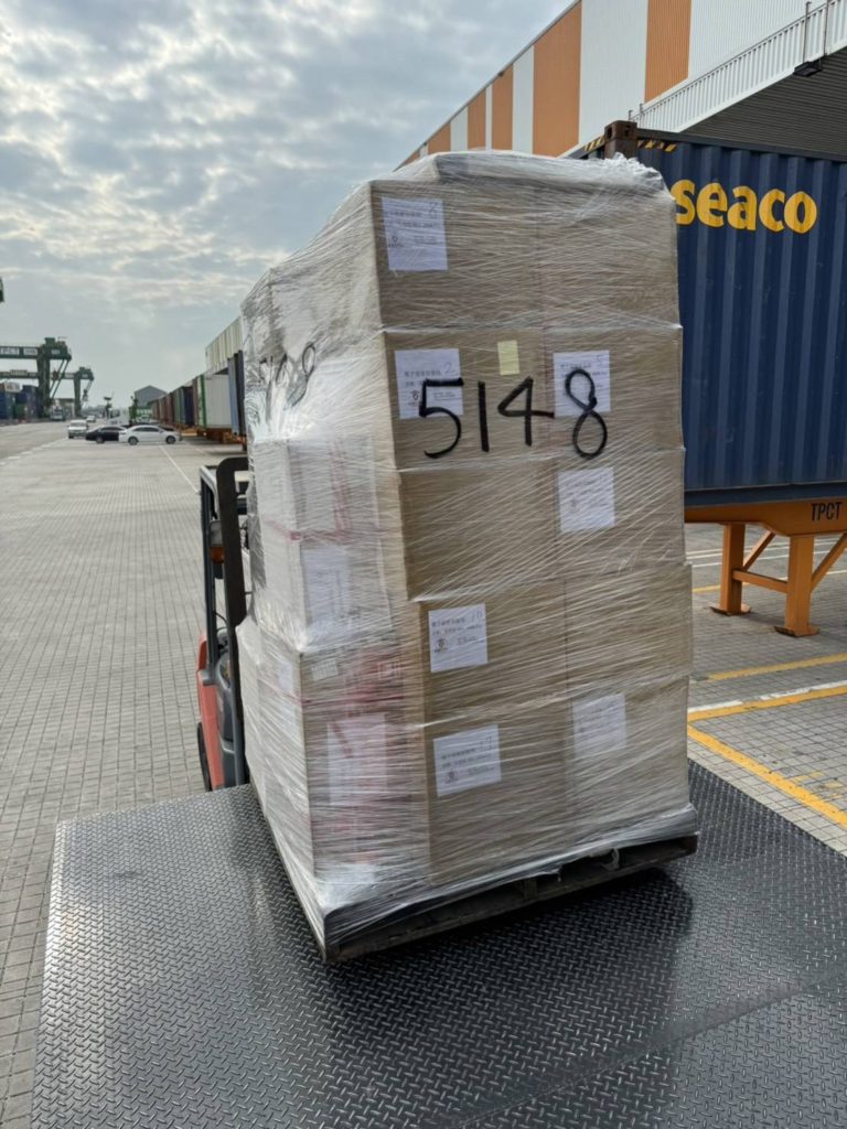 美國海運貨物暴量通關大塞車,海運貨櫃運費大漲啦, 國際搬家私人行李運送回台推薦Ship2TW最便宜服務又好 幫您省下後送行李的報關時間還有免稅額3.5萬元